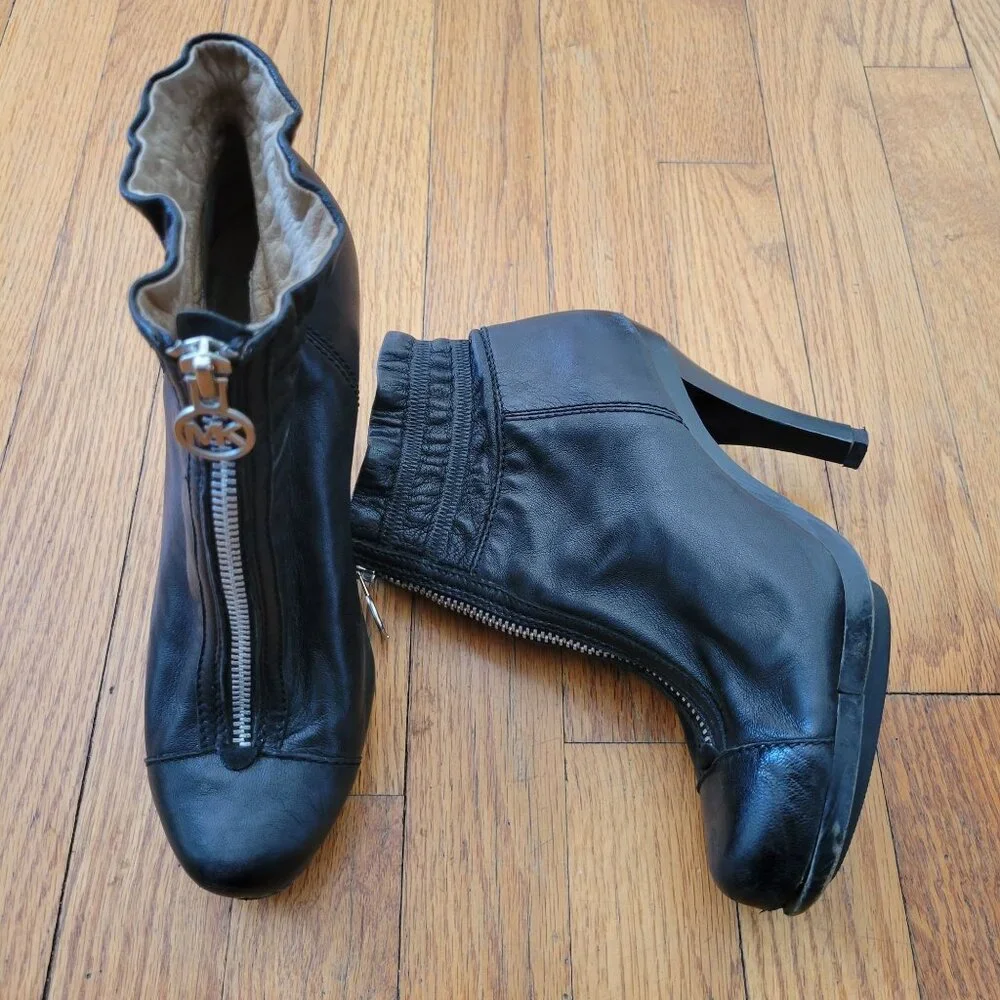 Michael Kors 7M Black Leather Ankle‎ Boots Full Zip Stiletto Heel